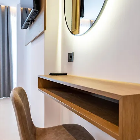 Park Premium 4* Εξαμίλιο