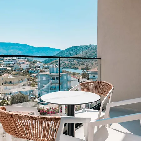 Park Premium 4* Ksamil