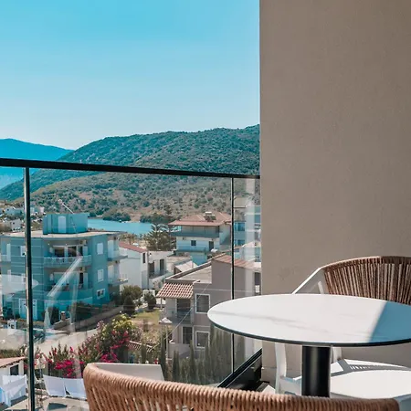 Park Premium Ξενοδοχείο Εξαμίλιο