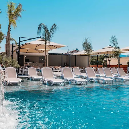 Hotel Park Premium Ksamil